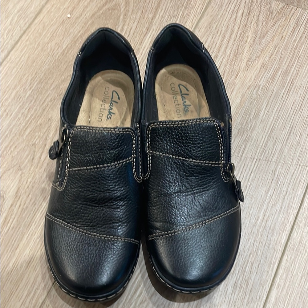 Clarks Women's Black Leather Loafers